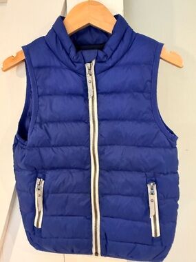 Hanna Andersson Royal Blue Puffer Vest size: 110 (5)